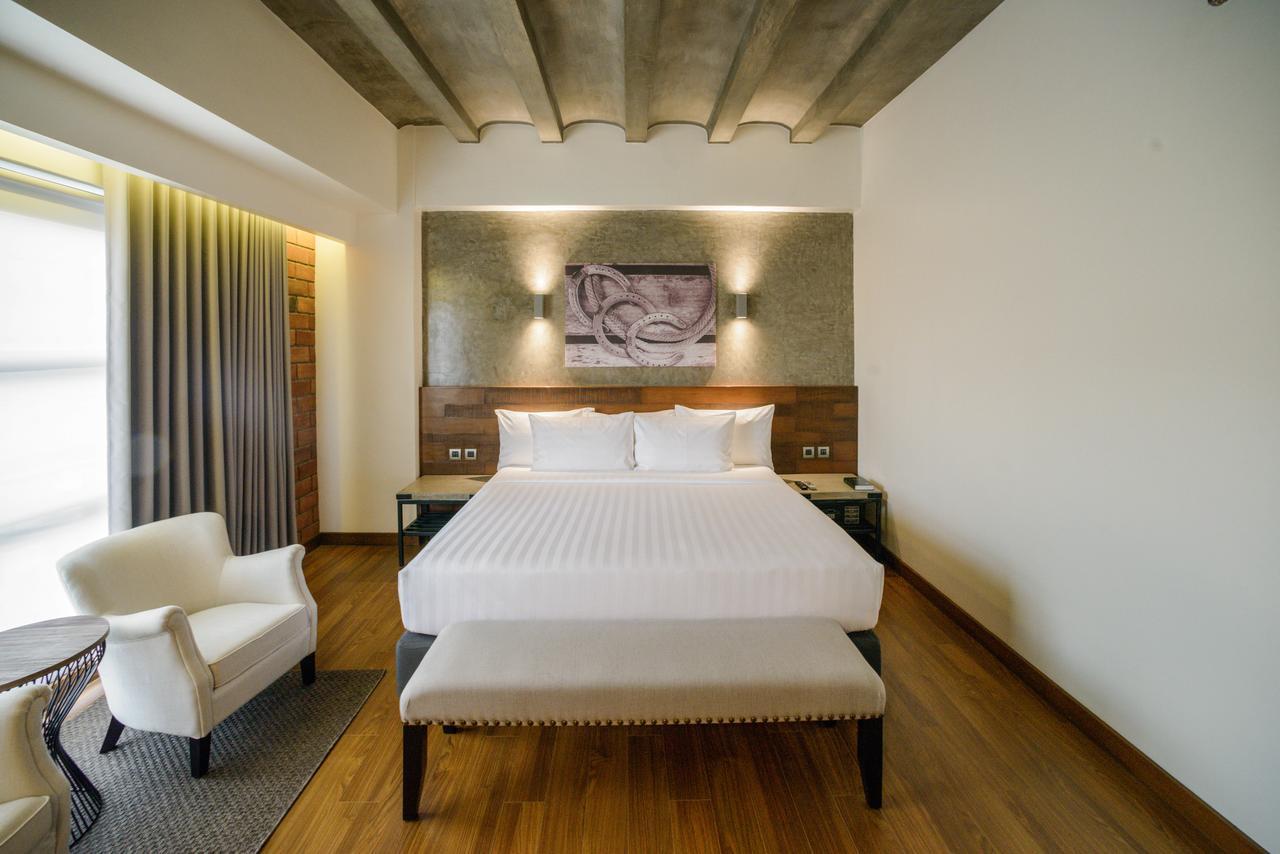 Double M Hotel Valencia  Extérieur photo